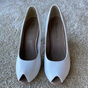 Tamaris White Leather Shoes - EUR 36/US 6